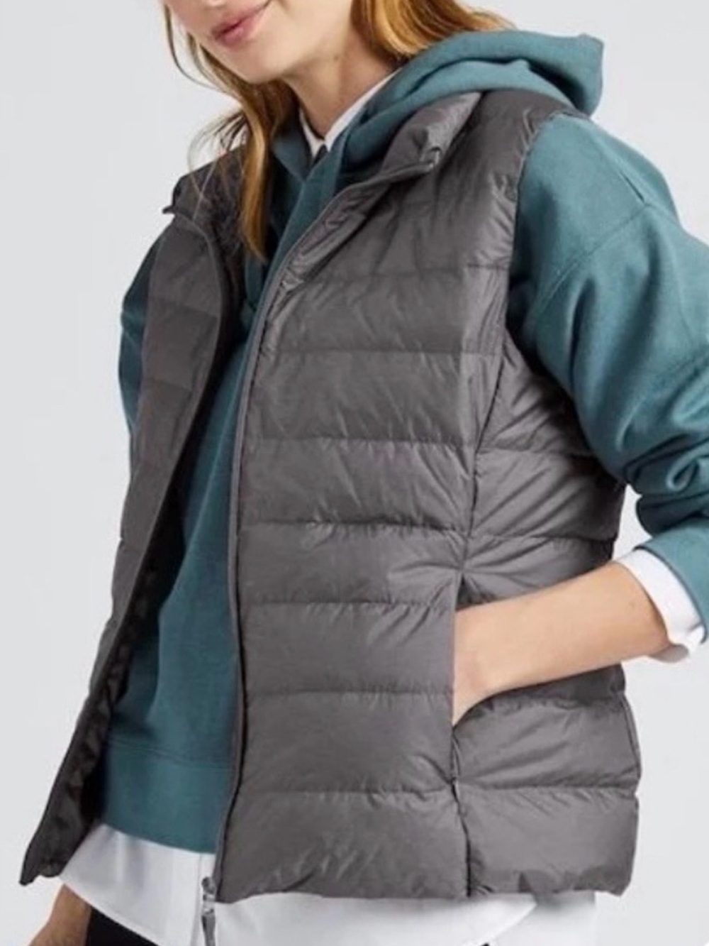 UNIQLO Gray Lightweight Quilted Puffer Vest XL